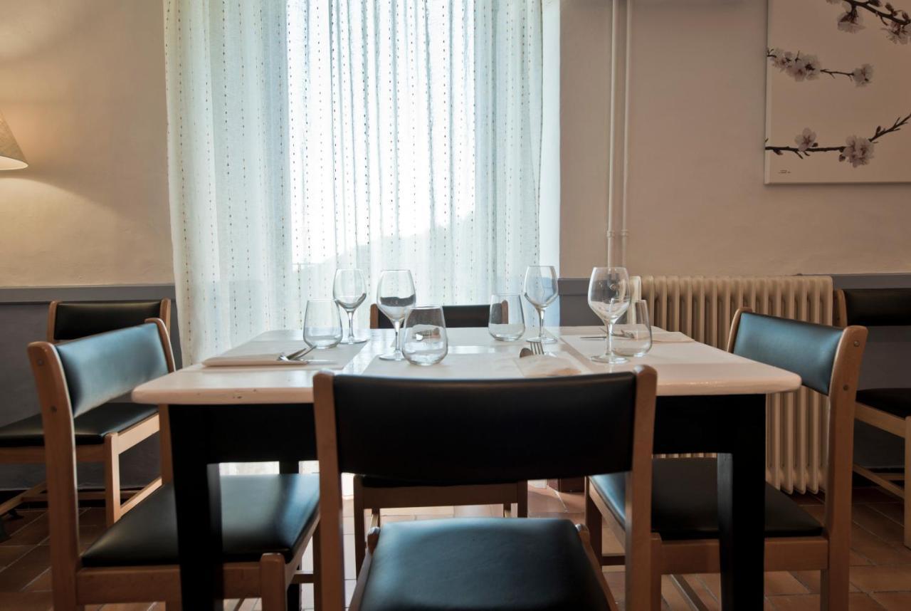 Hostal La Salut De Terrades エクステリア 写真
