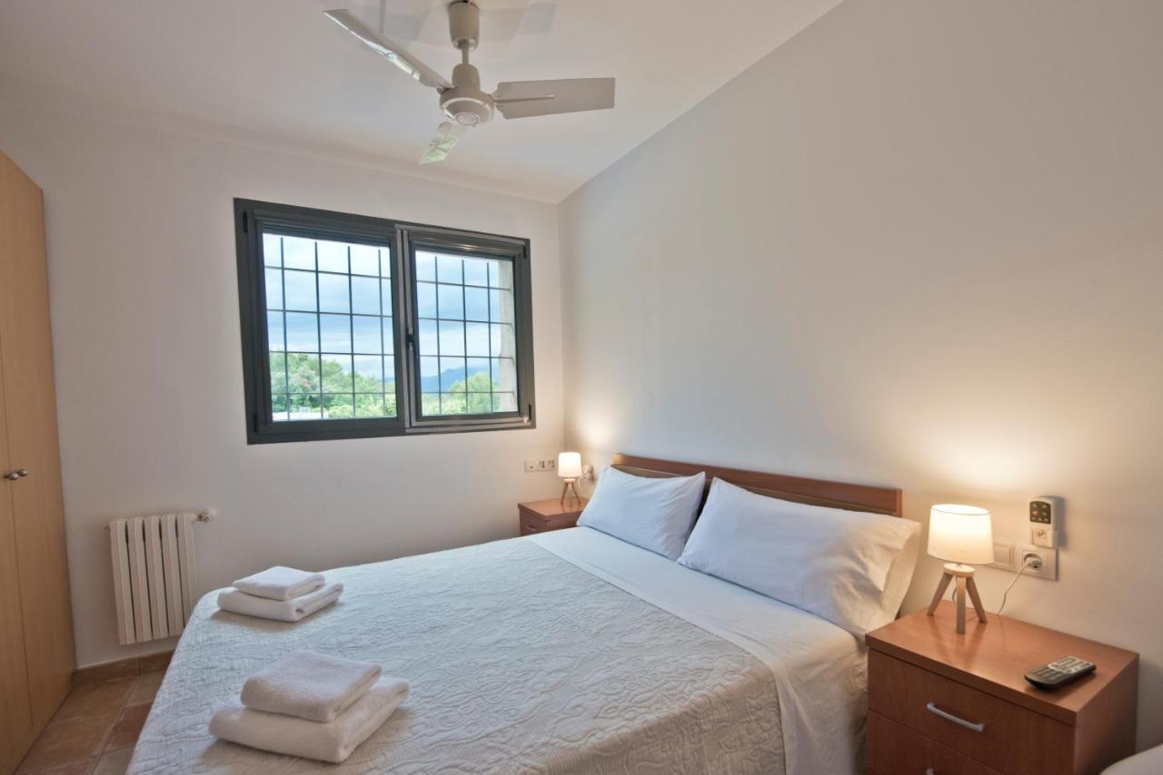Hostal La Salut De Terrades エクステリア 写真