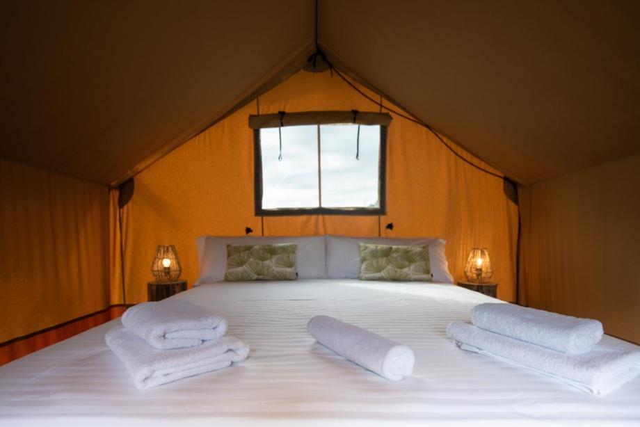 Hostal La Salut De Terrades エクステリア 写真